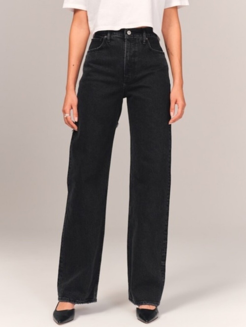 A&F 90s Relaxed Jean High Rise Sz 26 / 2 Long Washed Black